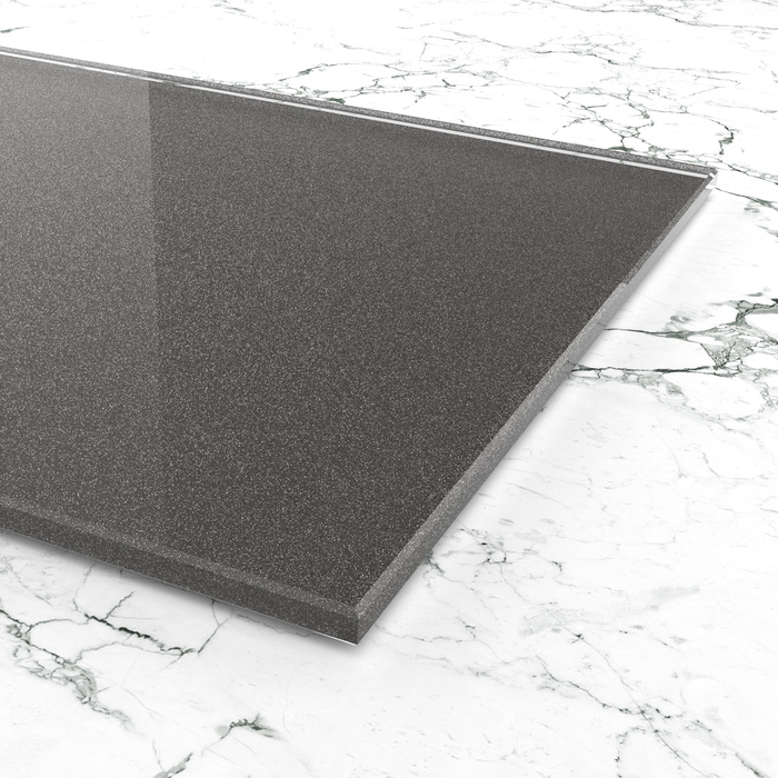 Dunkelbraun metallic lackiertes Floatglas mit SAFE-Folie