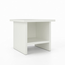 hocker-ein-zwischenboden-spanplattenfuesse-ueberstand