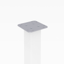 Tisch mit rechteckiger Tischplatte auf eckigen Holztischbeinen 710 x 50 mm