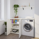 Waschmaschinenschrank mit geschlossenem breiten Regal links